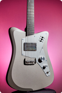 Uma Guitars Jetson 2020 Dark Silver