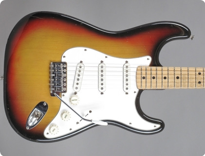 Fender Stratocaster 1972 3 Tone Sunburst