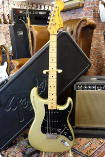 Fender Fender Stratocaster 1979 Gold 25th Anniversary Ohsc 1979 Gold