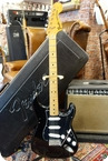 Fender Fender Stratocaster 1975 Black Black Pickguard 1975 Black Black Pickguard