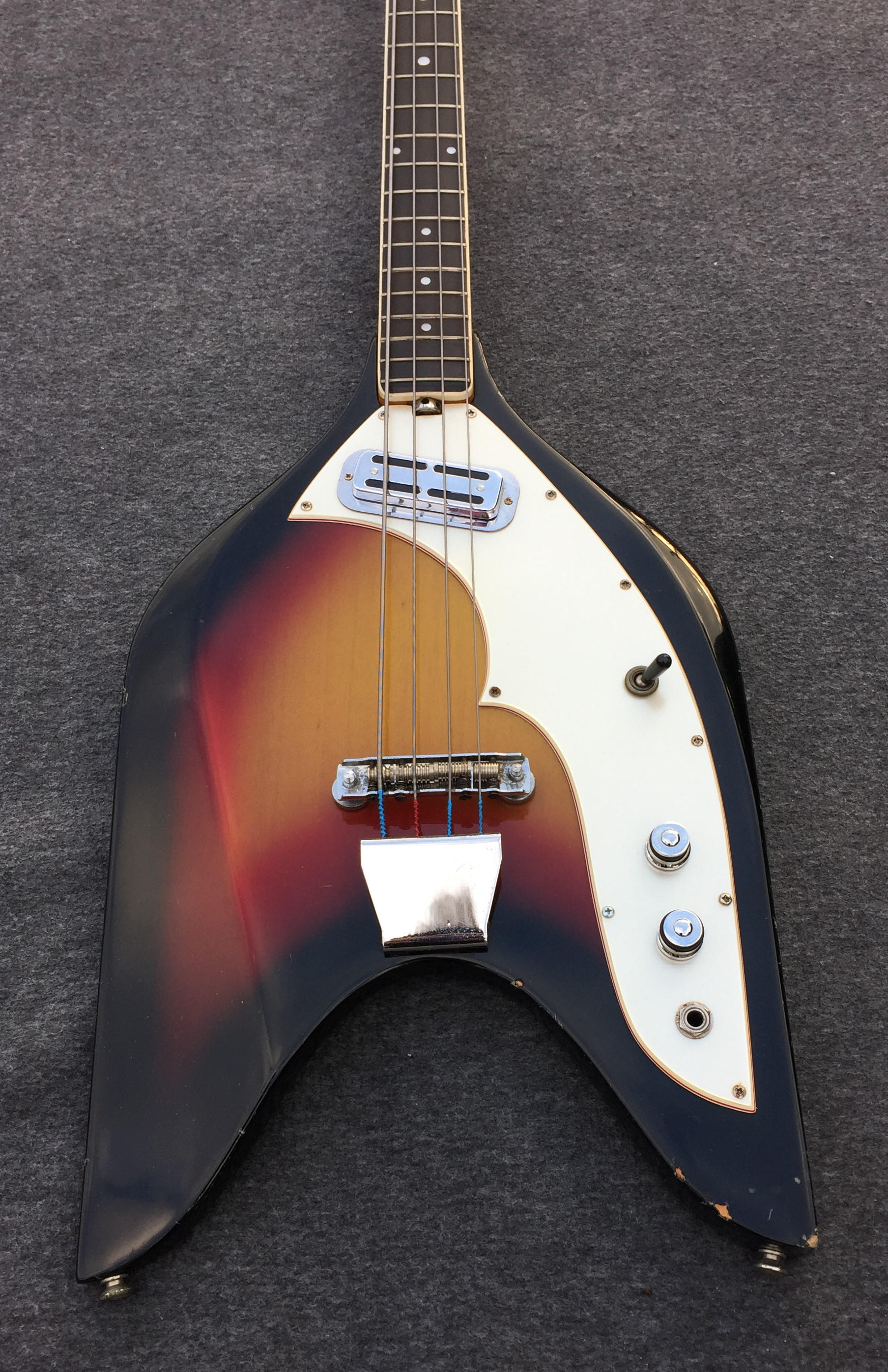 Eko EKO ROKES IV 1965 Sunburst Bass For Sale Hendrix Guitars