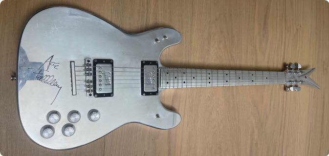 Veleno Aluminium Guitar Ex Ace Frehley Kiss 1975 Silver