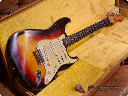 Fender Vintage Stratocaster 1963 Sunburst