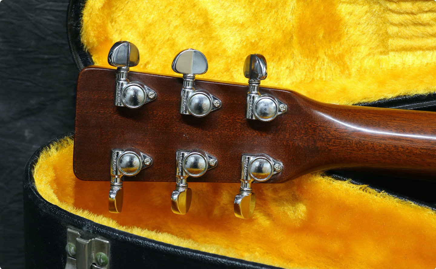 martin guitar serial numbers 1972
