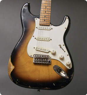 Sonnemo Guitars Vintage St  2 Tone Sunburst