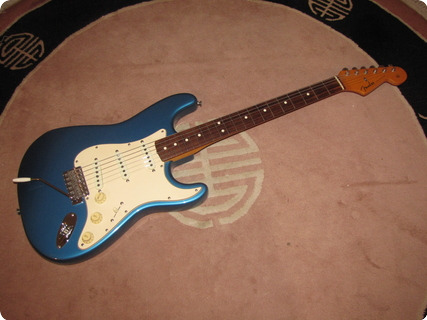 Fender Stratocaster Avri  1987 Lake Placid Blue