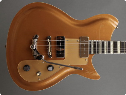 Rivolta Guitars Combinata Xvii Ltd Edition Gold Top