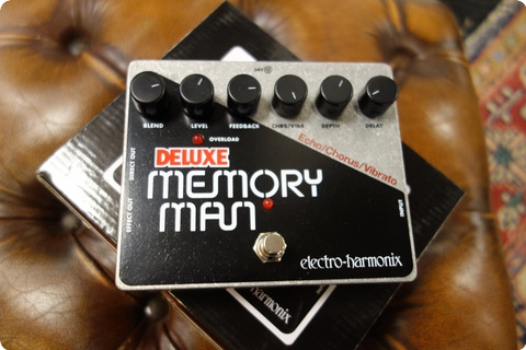 Electro Harmonix Electro Harmonix Deluxe Memory Man Echo/chorus/vibrato