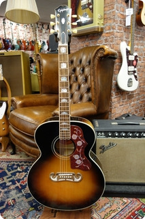 Epiphone Epiphone Masterbilt J 200 Aged Vintage Sunburst Gloss