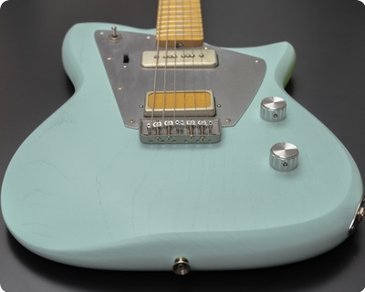 Rufini Guitars Zyco 2021 Ice Blue, Satin 