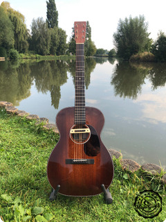 C. F. Martin & Co Oo Db Jeff Tweedy 2012 Sunburst