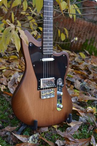 Bona Guitars Offset Telemaster Alder/maple 25,5 Coffe Burst / Tung Oil