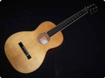 Larrivee O 01 Mahogany 2001 Natural