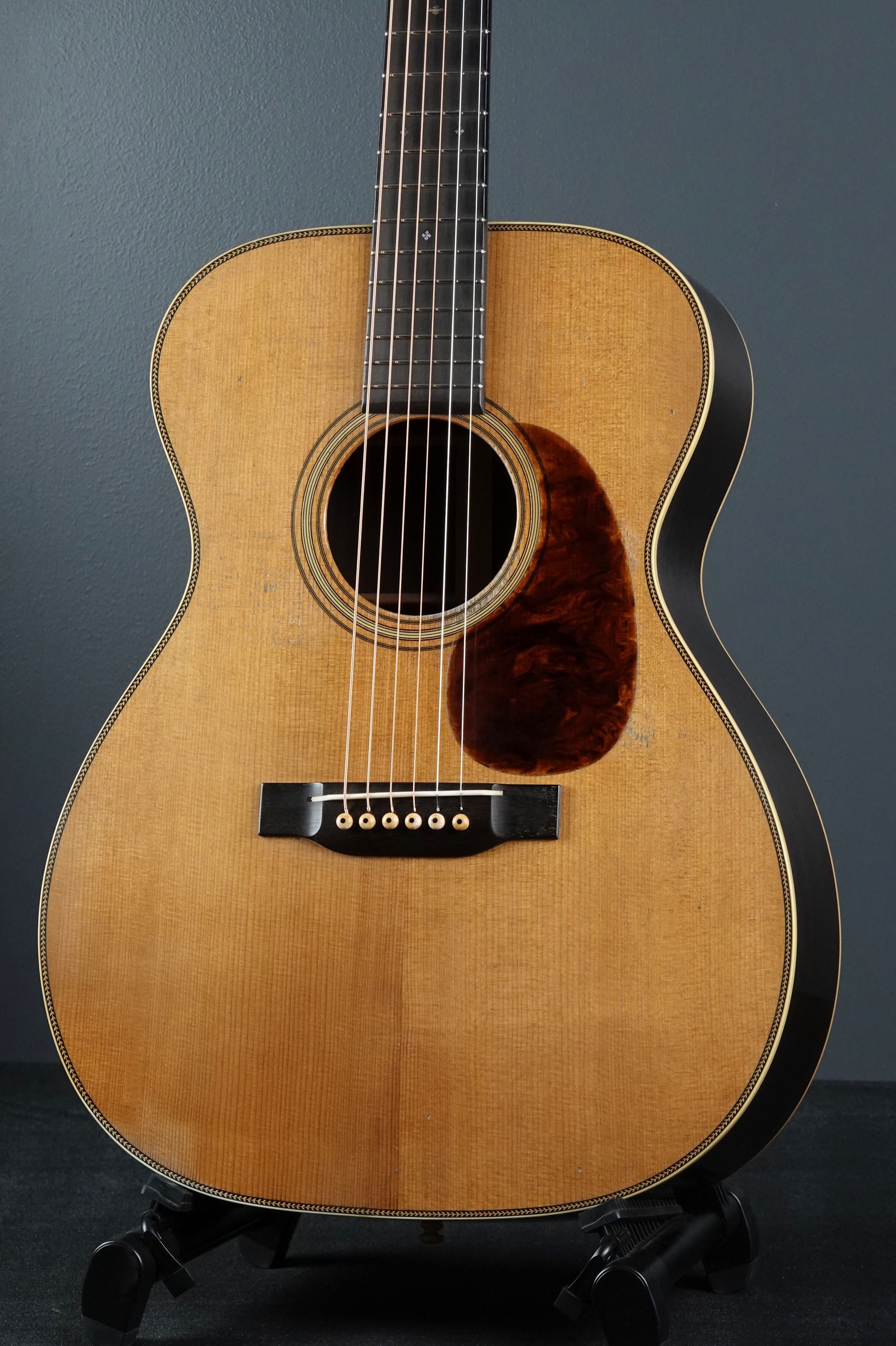 Pre War Guitars Co. Model 000 28 Distress Level 2 2018 Natural Guitar