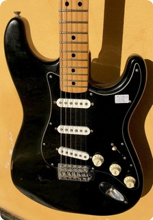 Fender Stratocaster 1976 Black