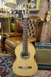 Salvador Cortez Salvador Cortez Cs 244 Classical Guitar Spruce Top Satin Finish Natural