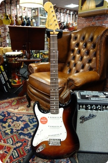 Squier Squier Classic Vibe '60s Stratocaster Left Handed 3 Color Sunburst