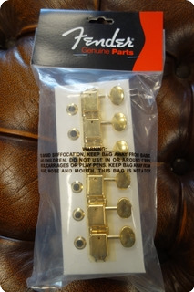 Fender Fender Vintage Style Strat/tele Tuners, Gold (6)