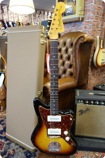 Fender Fender 1965 Reissue Jazzmaster Relic   3 Color Sunburst, Custom Shop