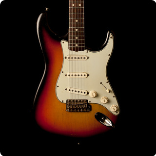 Fender Stratocaster 1965 3 Color Sunburst