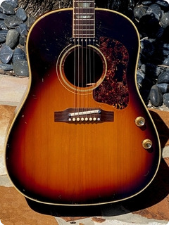 Gibson J 160e 1967 Sunburst Finish