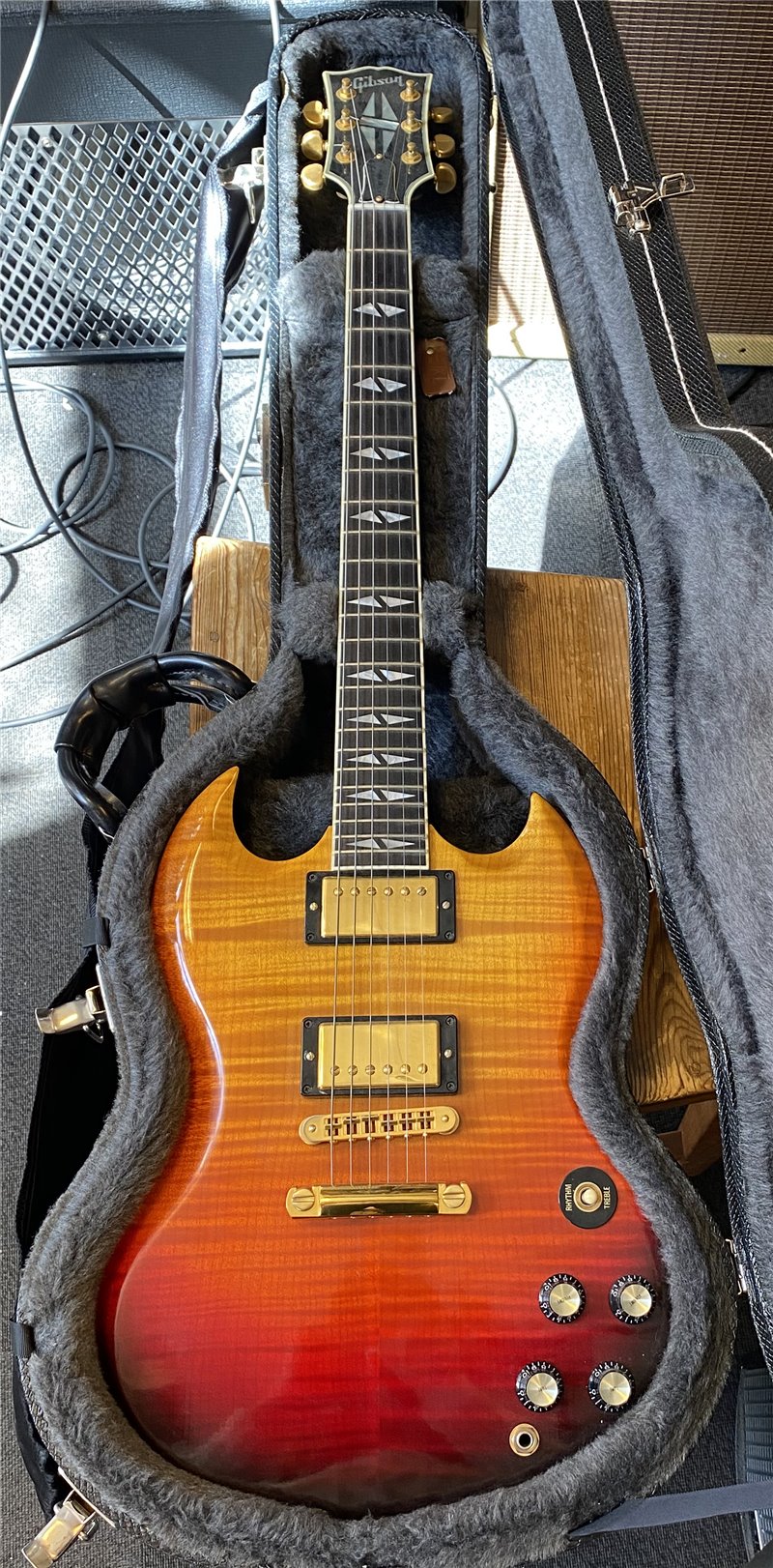 Gibson SG Supreme Guitar For Sale No1