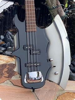 Cort Guitars Gsaxe2 Gene Simmons Bass  2010 Black & Silver 