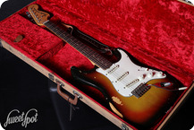 Fender-Stratocaster-1969-3 Tone Sunburst