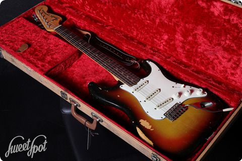 Fender Stratocaster 1969 3 Tone Sunburst