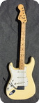 Fender Stratocaster 1975 White creme