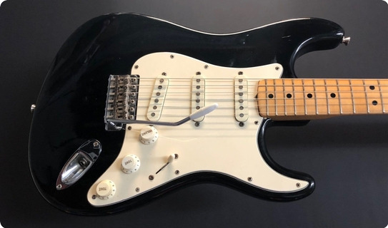 Fender Stratocaster 1971 Black