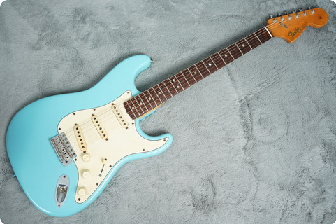 Fender Stratocaster 1968 Daphne Blue Refin