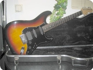 Fender STRATOCASTER DELUXE USA 2004 SUNBURST