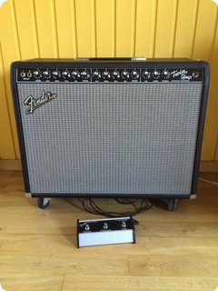 Fender  Twin Amp Black Tolex