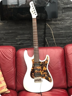 Chapman Guitars Cap 10 White