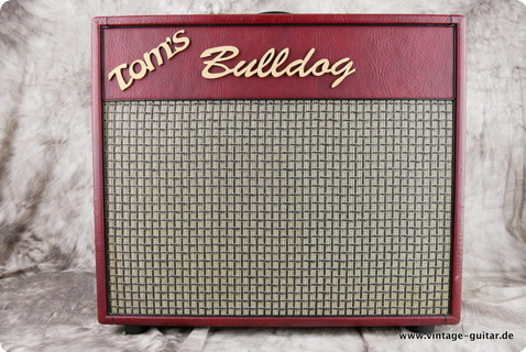 Bulldog Amplification Den Lachs 2009 Red