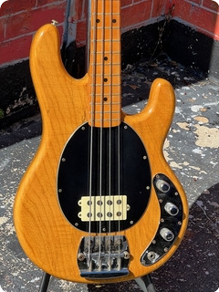 Music Man Ernie Ball Stingray Bass  1976 Natural Finish