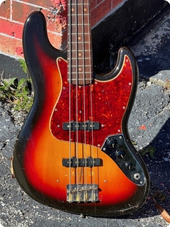 Fender Jazz Bass 1962 Sunburst Finish