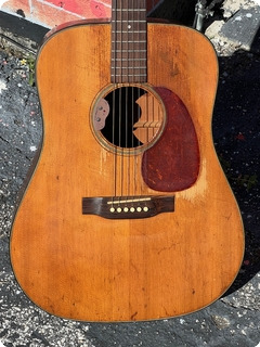 C. F. Martin & Co D 18 1948 Natural Finish