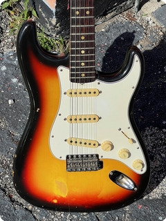 Fender Stratocaster 1966 Sunburst Finish