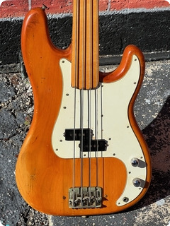 Fender Precision Fretless Bass  1977 Natural Finish