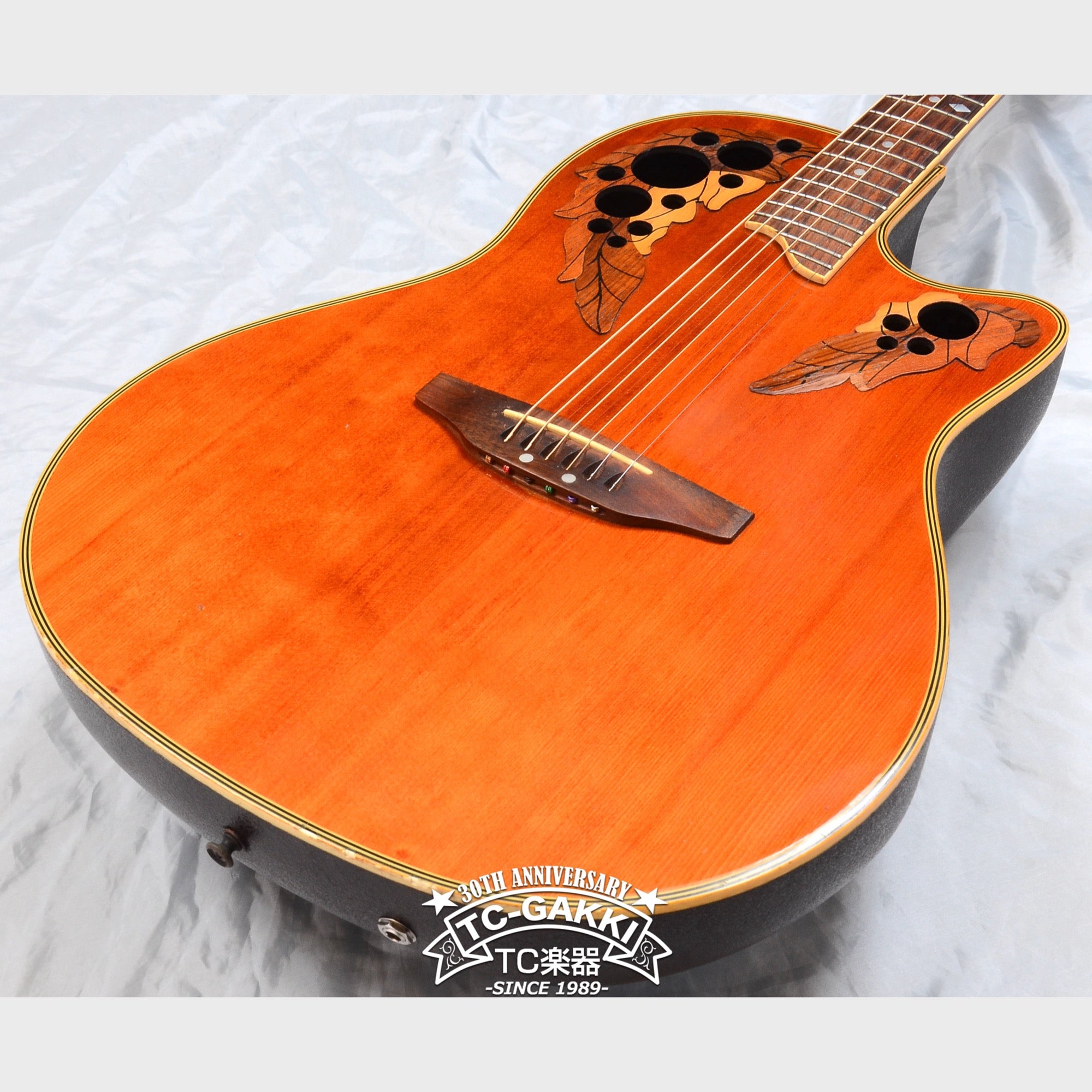 Ovation 1994 Celebrity Deluxe CC247 1994 0 Guitar For Sale TCGAKKI