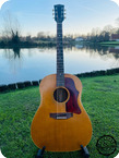 Gibson J 50. Watch Video 1968 Natural