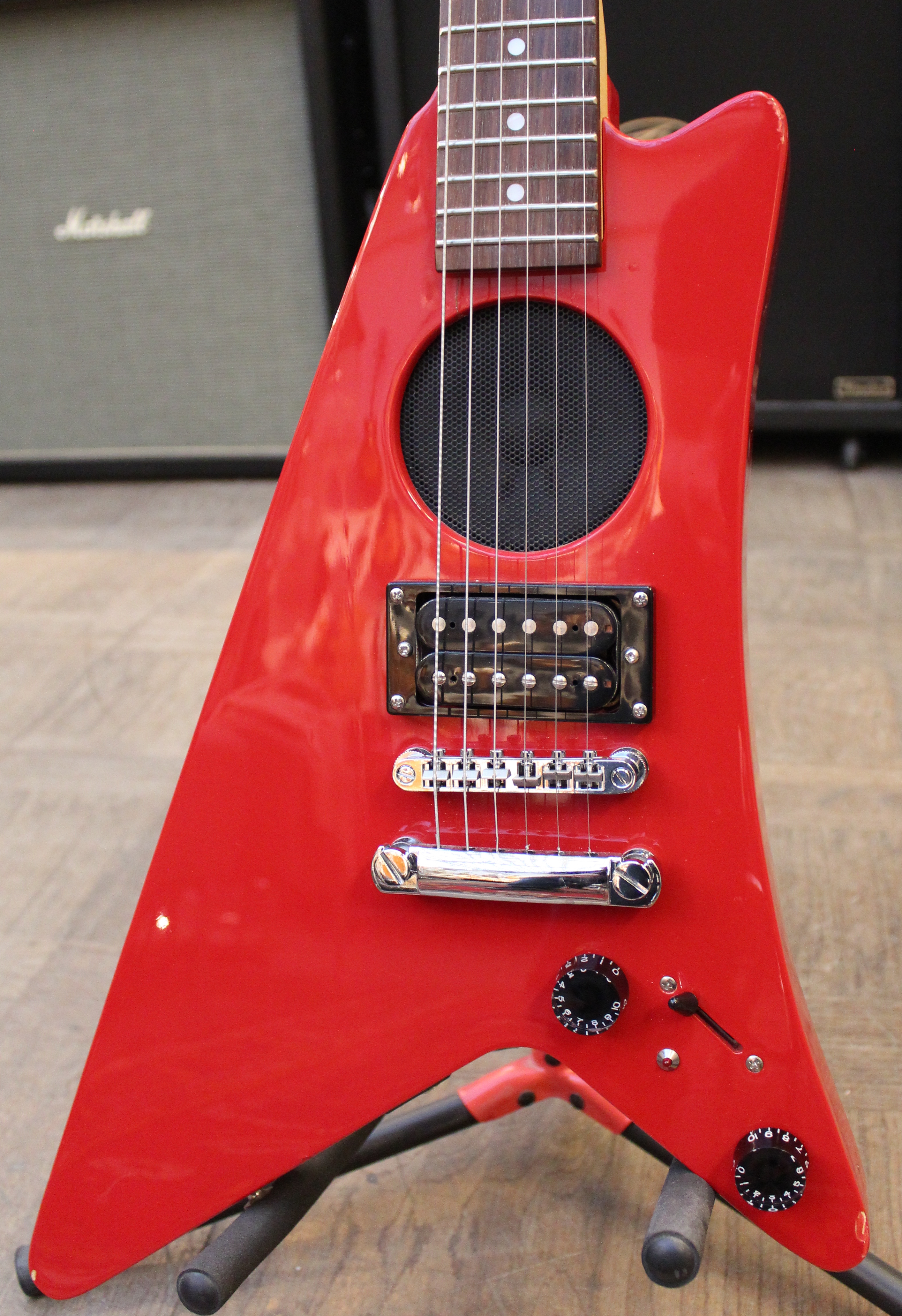 Epiphone 1999 Mo' Baby Moderne 1999 Guitar For Sale Oscar Epiphone 1999 Mo' Baby Moderne 1999 Guitar For Sale Oscar