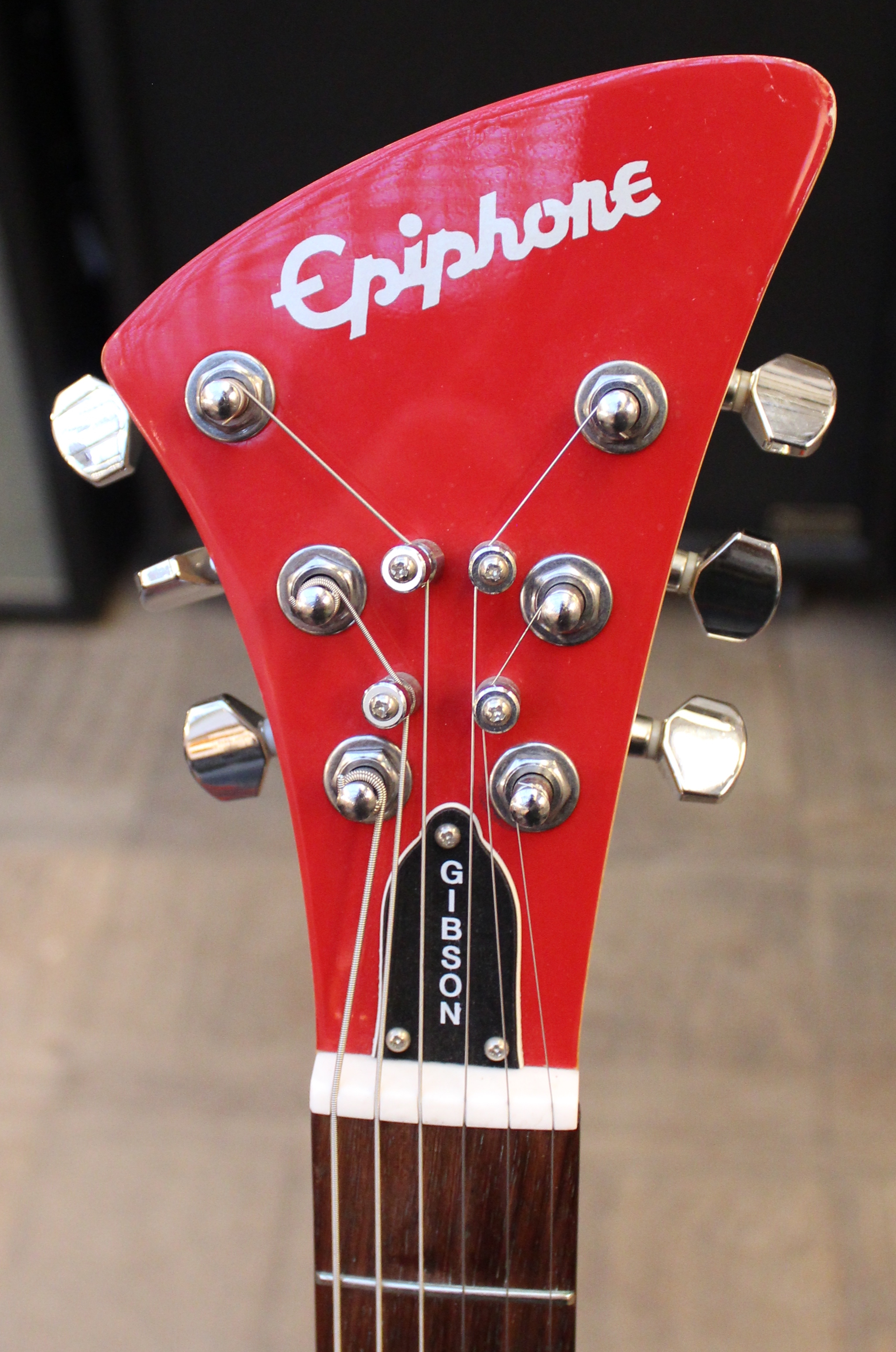 Epiphone 1999 Mo' Baby Moderne 1999 Guitar For Sale Oscar