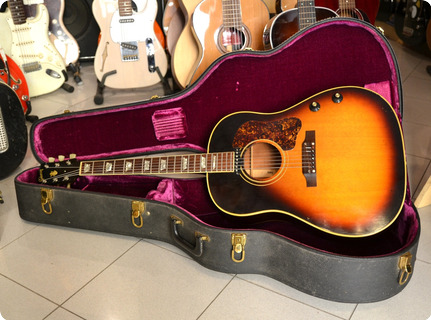 Gibson J 160 E 1967 Sunburst