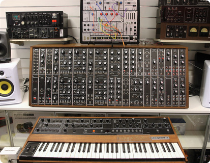 Synthesizer.com System 44 2020 Black