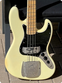 Fender Jazz Bass  1977 Olympic White