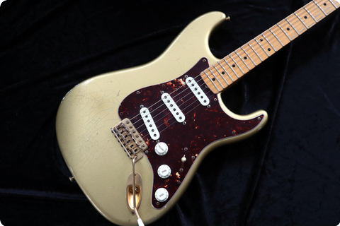 Fender Custom Shop Stratocaster 2004 Aztec Gold