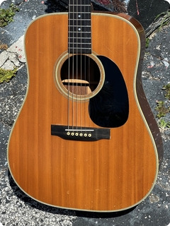 Martin D 28 1973 Natural Finish